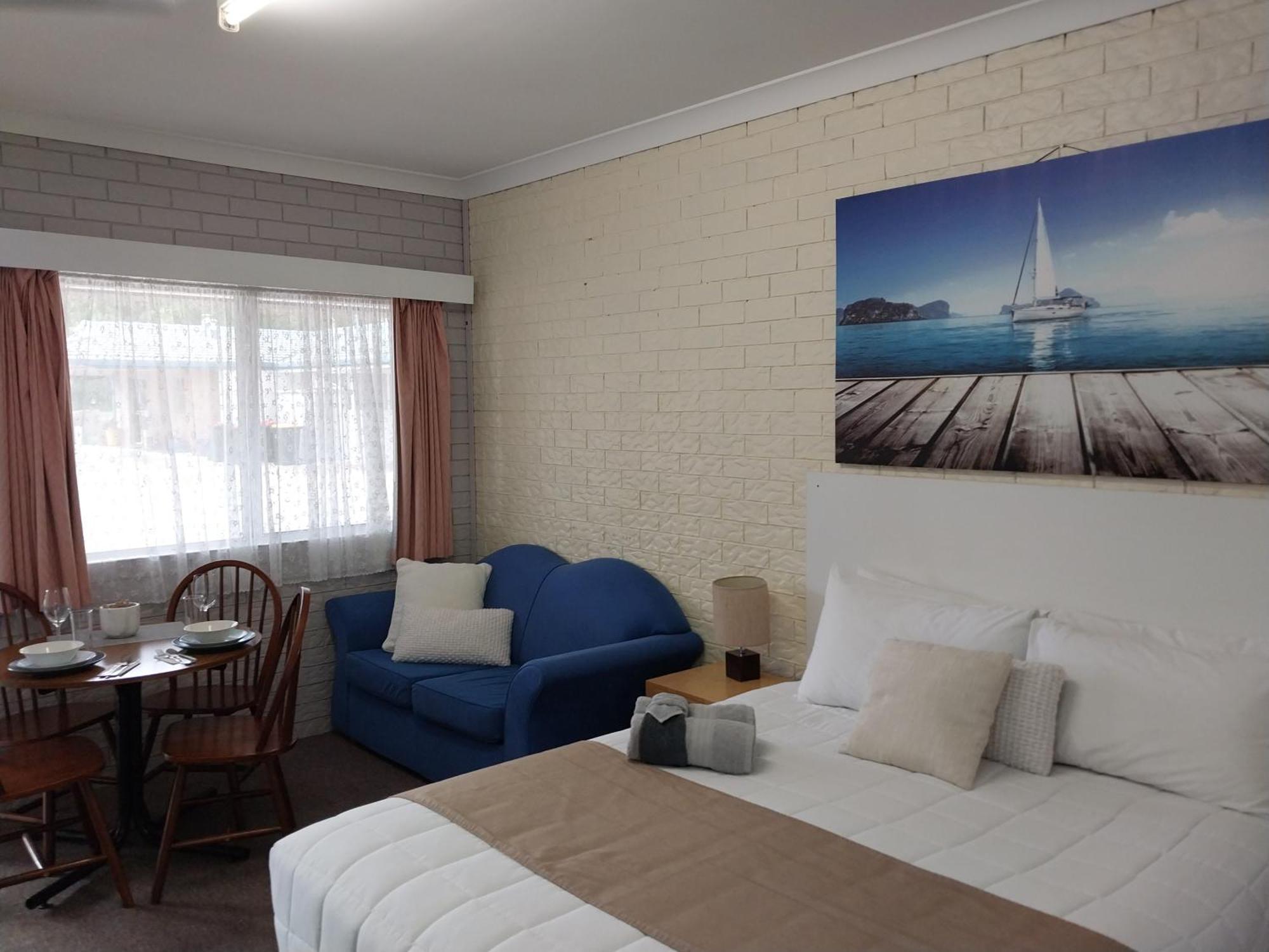 Jillaroo Motor Inn เกลน อินเนส ภายนอก รูปภาพ